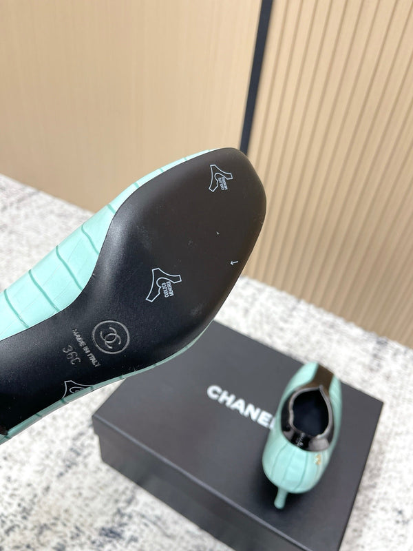 Chanel 26 Closed-Toe Slingback Mint Green in Cowhide 591408