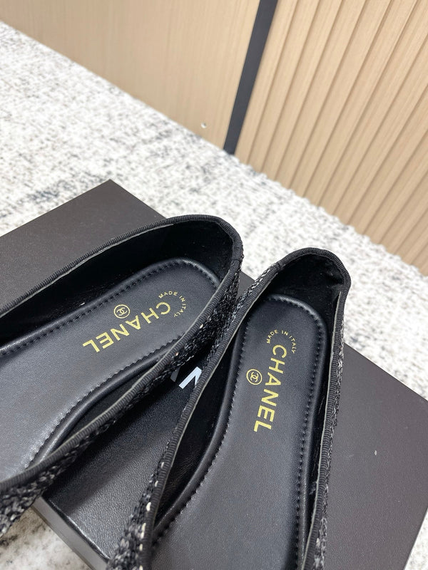 Chanel Coco Mark Ballet Flat Black with Silver in Lambskin 591378