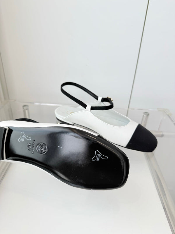 Chanel 26 Slingback Flats White Black in Lambskin 597390