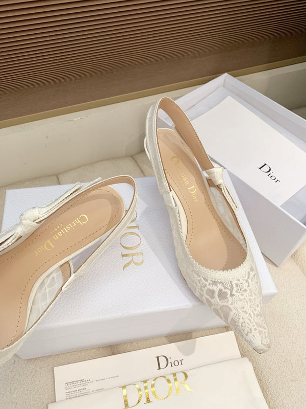 CD Ribbon Lace Open-toe Ivory Sandals 65 in Sheepskin 598118