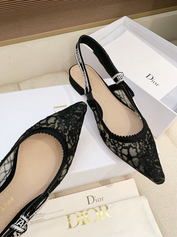 CD Ribbon Lace Open-toe Black Sandals in Sheepskin 598114