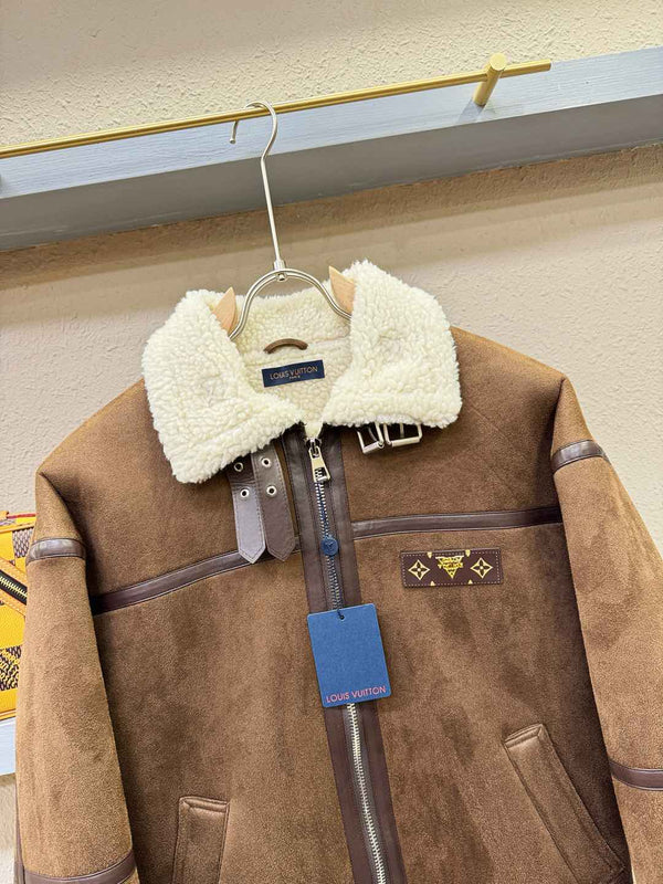 Louis Vuitton Shearling/Fur Coat 494012