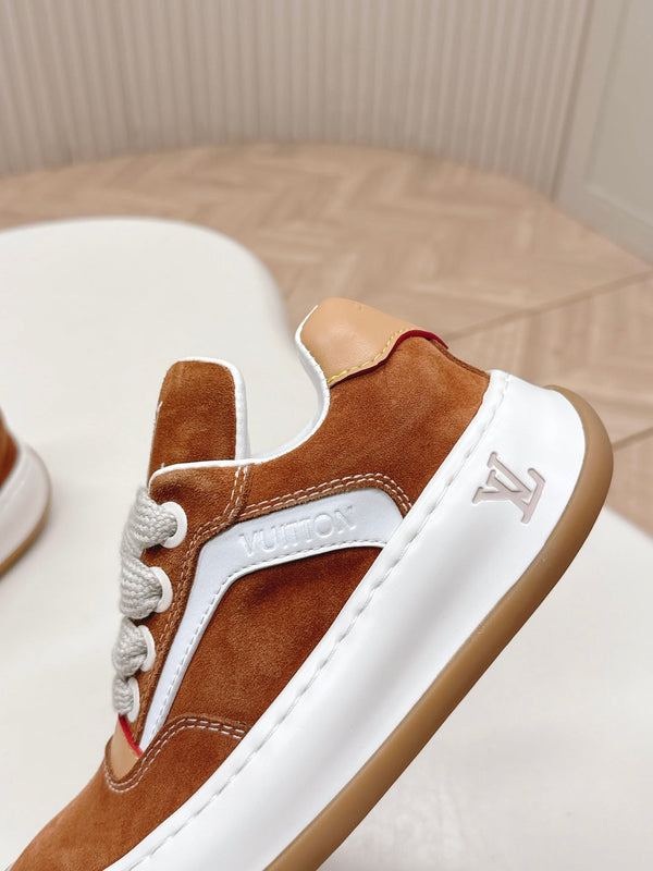 LV 2026 Tilted Sneaker Orange Suede 600680