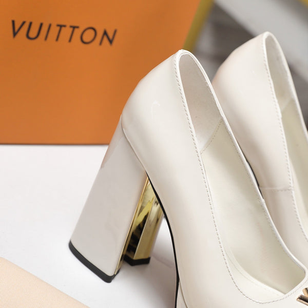LV 26ss Chunky Heel Platform Sandals 11cm White in Patent Leather 600731