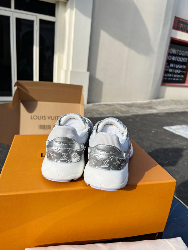 LV 26 Olympia Sneaker Purple Silver Metallic in Fabric Mesh 600741