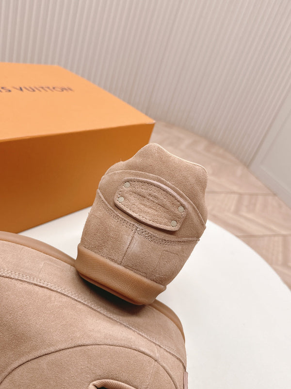 LV x Nigo Collaboration Yeti Sneakers Beige in Suede Cowhide Leather 600794