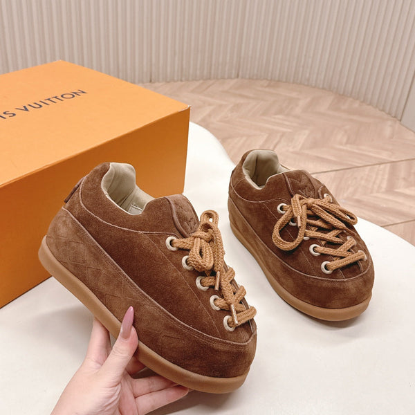 LV x Nigo Collaboration Lace-up Yeti Sneakers Brown in Suede 600797