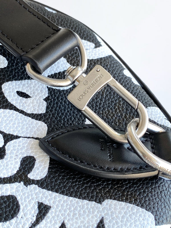 LV Speedy Bandoulière 30 Handbag Black in Monogram on Cowhide 278118
