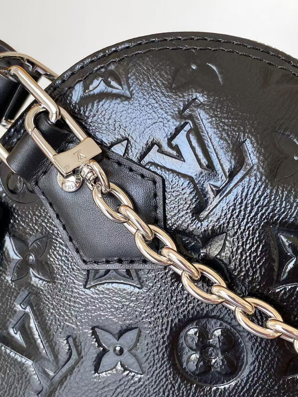 LV Alma BB Bag 22 Chain and S-lock Clasp Black in Cowhide 278079