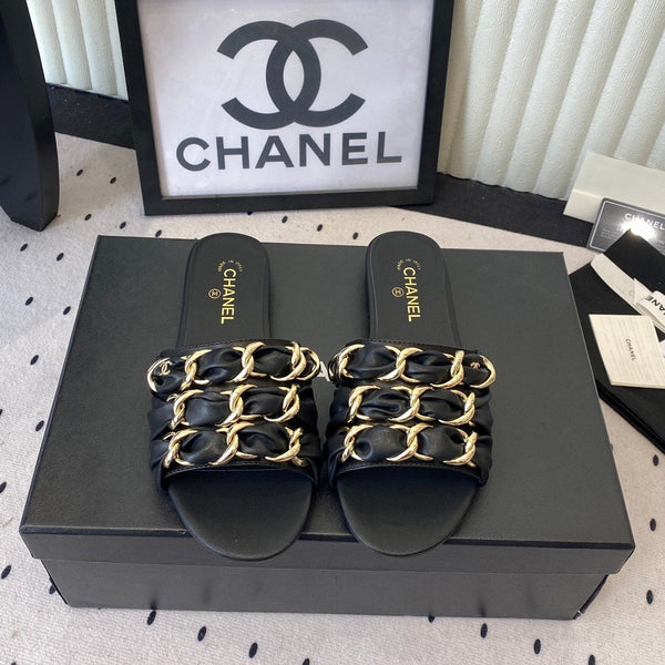 Chanel Early Spring Chain Slippers Black in Lambskin 611717