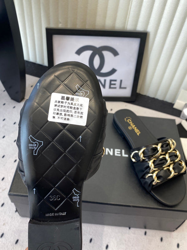 Chanel Early Spring Chain Slippers Black in Lambskin 611717