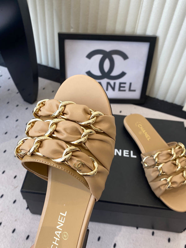 Chanel Early Spring Chain Slippers Beige in Lambskin 611716