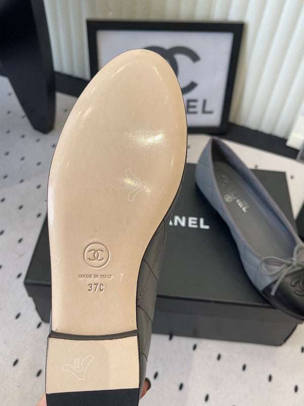 CC Ballet Flats Gray in Cowhide 611700