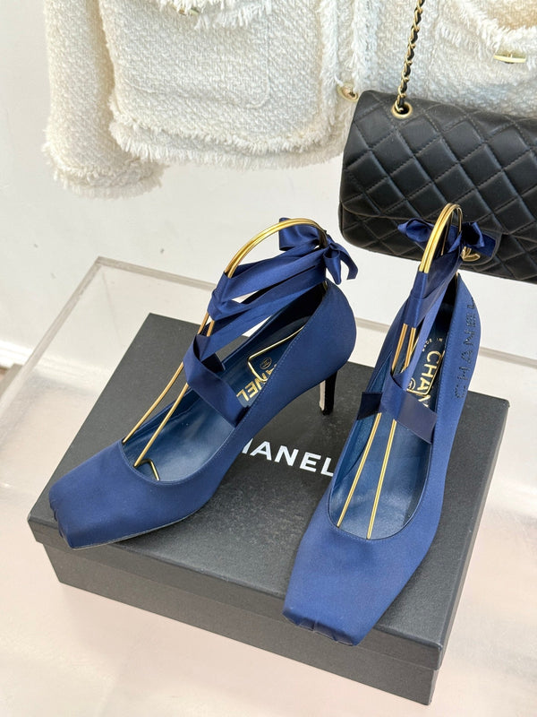 Chanel 26C Ballet High Heels Dark Blue in Silk 616004