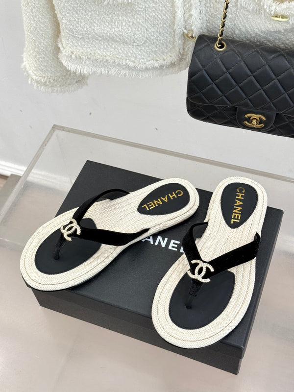 Chanel 26C Hemp Rope Sole Double C Flip-Flops Black in Sheepskin 615960