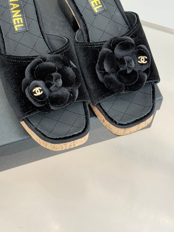 Chanel 26C Camellia Wood Grain Platform Sandals Black in Velvet Leather 615917