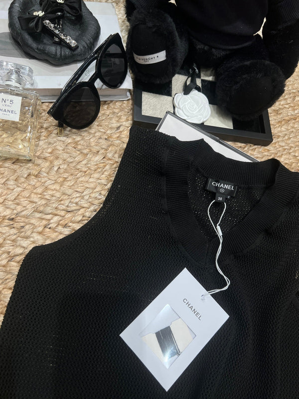 Chanel-inspired Knit Vest Black in Mesh 161799