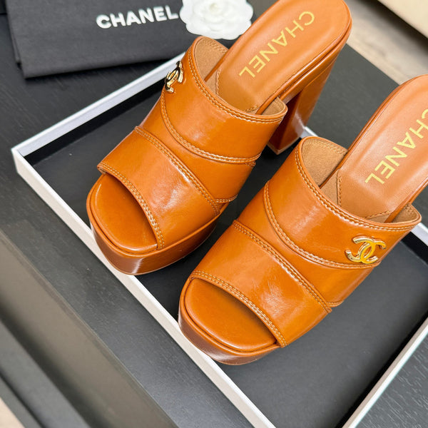 Chanel 2026 Runway Platform High-Heeled 12.5cm Sandals Orange in Cowhide 673063