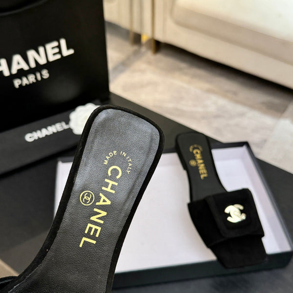 Chanel 26C Double C Buckle Square Toe Slippers Black in Suede 673024