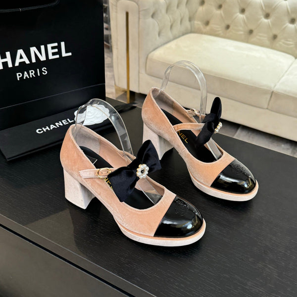 Chanel KJ26 Mary Janes Heel 2.5cm with Bow Beige in Velvet 673012