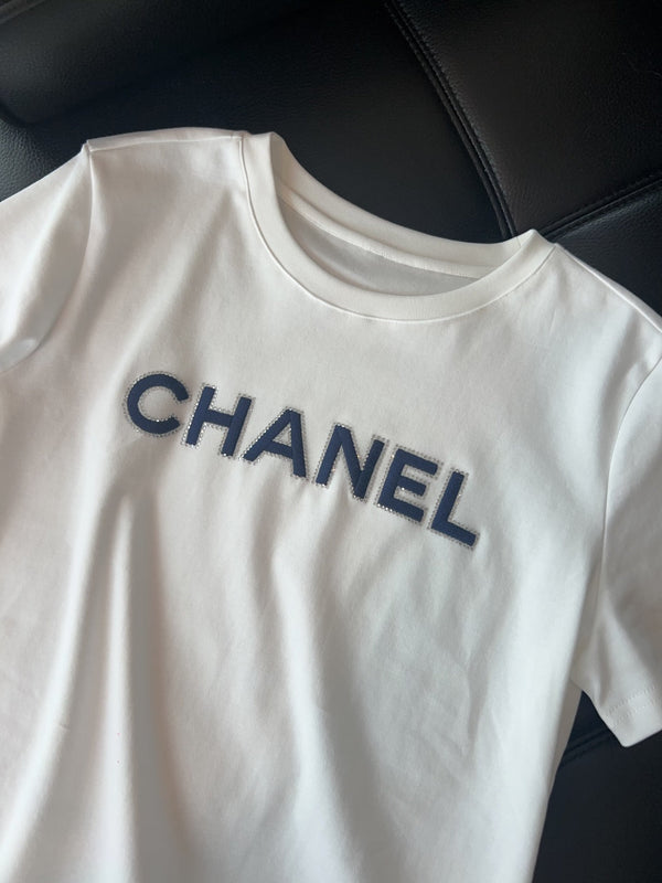 Chanel 26 Logo T-Shirt White in Cotton 161767