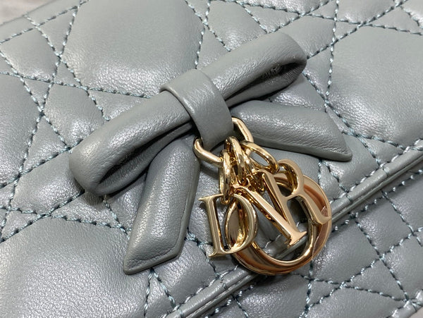 Dior 26 Bow Pearl Chain Clutch Cement Gray Lambskin GHW