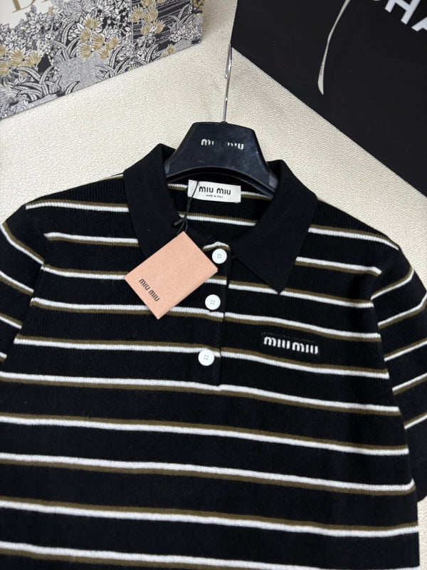 Miu Miu 26 Short-Sleeve Collared T-Shirt Black in Wool 191274