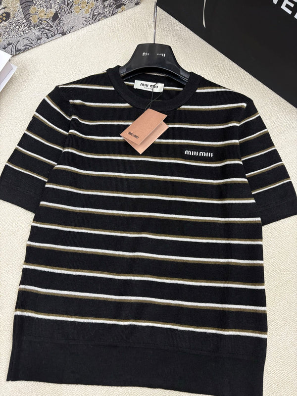 Miu Miu 26 Crew Neck Short-Sleeve Top Black in Wool 191270
