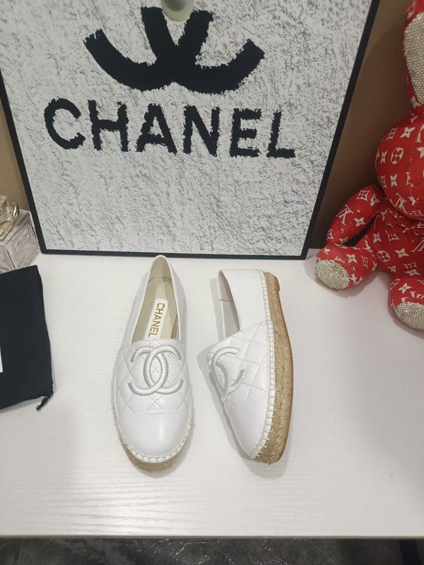 Chanel Espadrilles White in Cowhide 684835