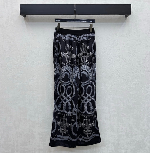 HM 26 Printed Straight-Leg Trousers Black in Mulberry Silk 180936