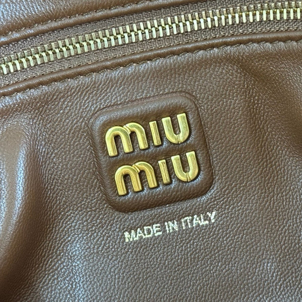 Miu Caprice Clutch 28 Dark Brown in Snakeskin 285282