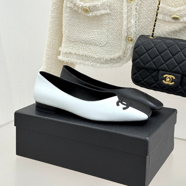 CC 26S Double C Patchwork Ballet Flat Black White in Cowhide 706366