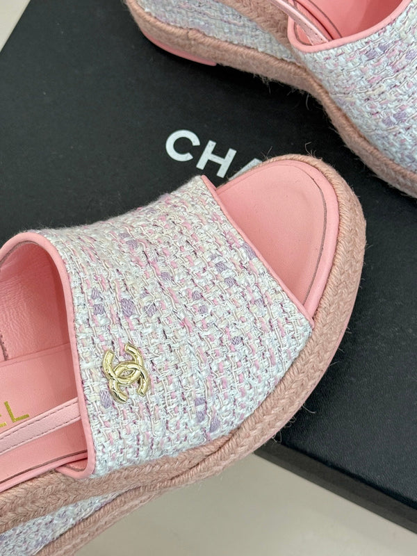 Chanel 26P Double C Rope Wedge Peep Toe Sandals Pink in Knit 706351
