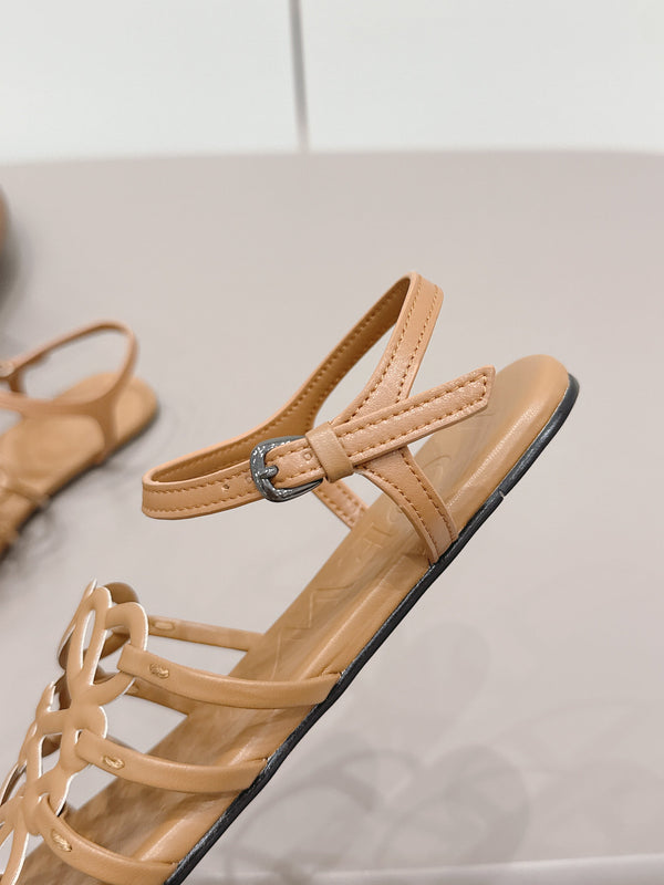 Loewe 26 Sandal Light Camel in Sheepskin 738806