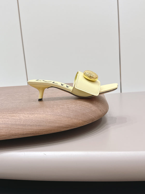 Loewe 26 Sandal 45 Light Yellow in Sheepskin 738734