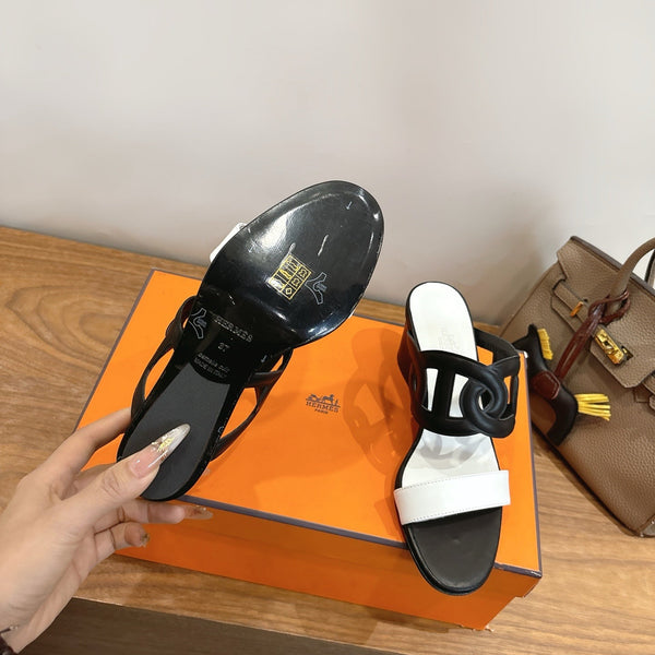HM  Sandal 60 Black White in Calfskin 743966