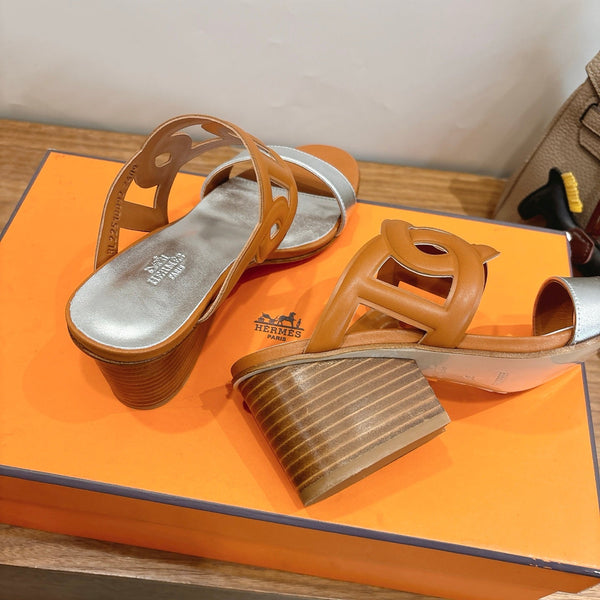 HM  Sandal 60 Light Brown Silver in Calfskin 743967