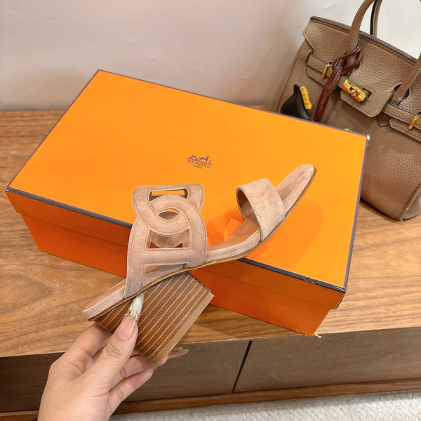 HM  Sandal 60 Beige in Suede 743970