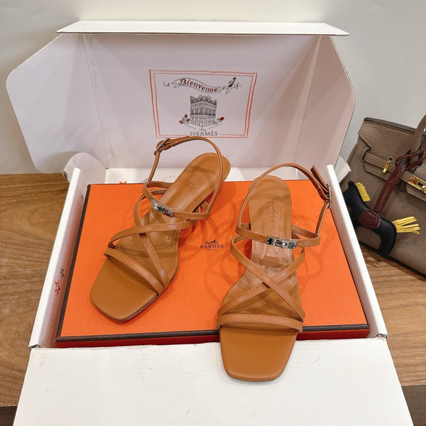 HM  June Sandal Brown in Cowhide 744048