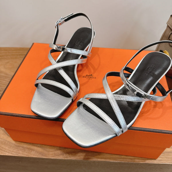 HM  June Sandal Silver in Cowhide 744049