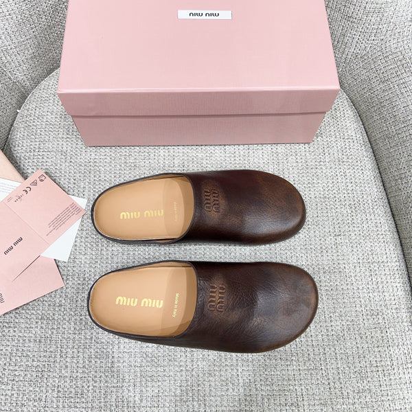 Miu 26 Mules Dark Brown in Cowhide 747402