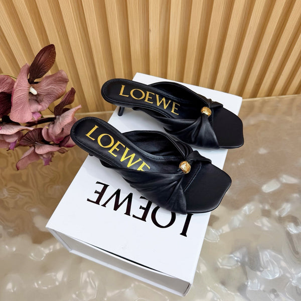 Loew Pebble Soft Sandal 55 Black in Sheepskin 749419