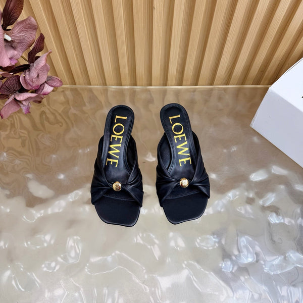Loew Pebble Soft Sandal 55 Black in Sheepskin 749419