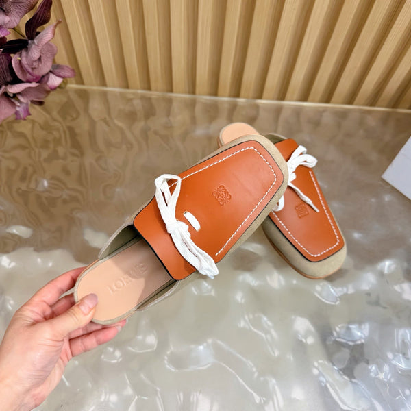Loew Closed-Toe Slippers Beige Brown in Cowhide 749370