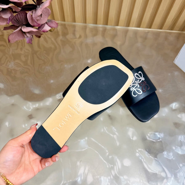 Loew Sandal Black in Sheepskin 749334