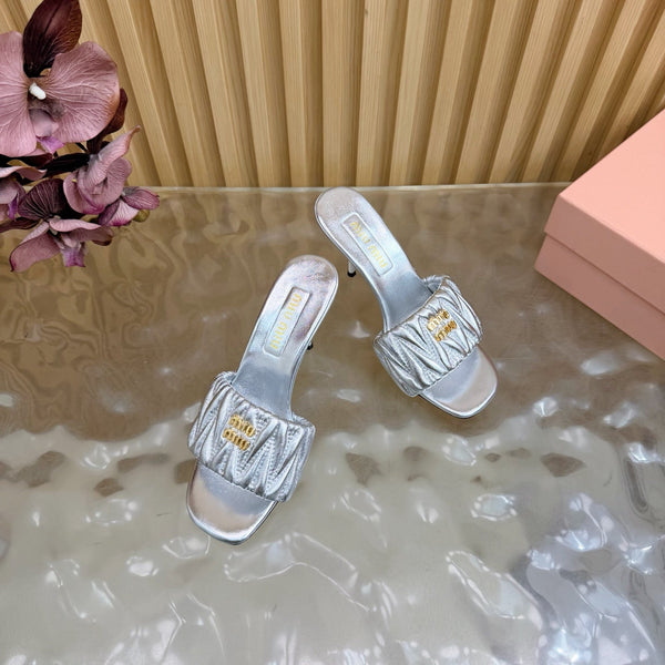 MM Pointed-Toe High Heels 85 Silver in Sheepskin 749057
