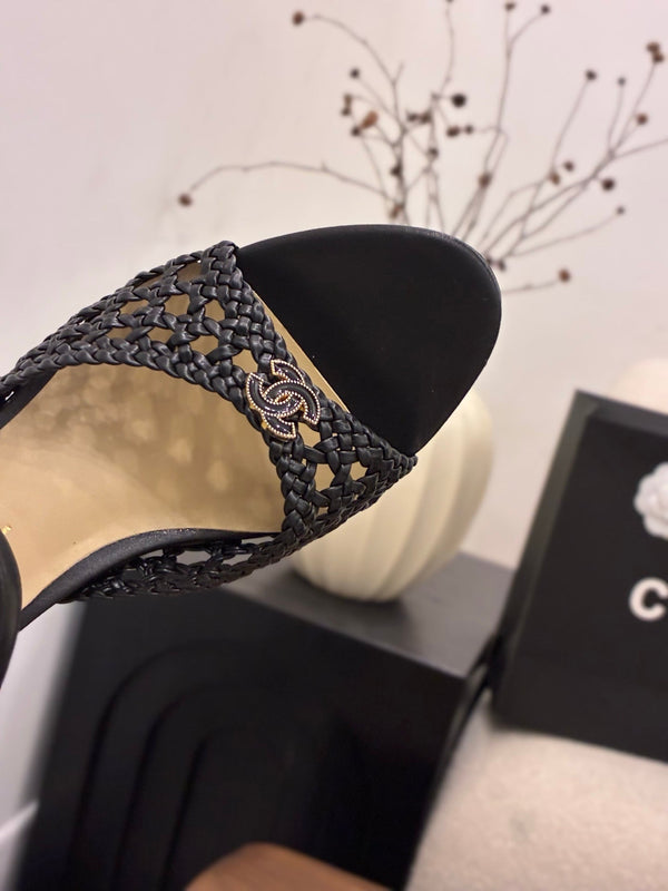 CC Ankle-strap Heeled 60 Black in Woven 747968