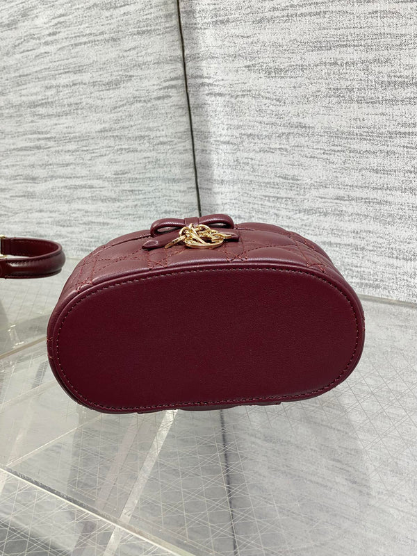 CD Bow-embellished Cosmetic Bag 17.5 Burgundy in Lambskin 286416