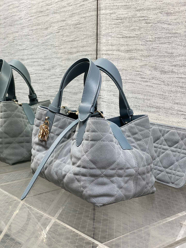CD Toujours Vertical 23cm Light Blue in Suede 286500