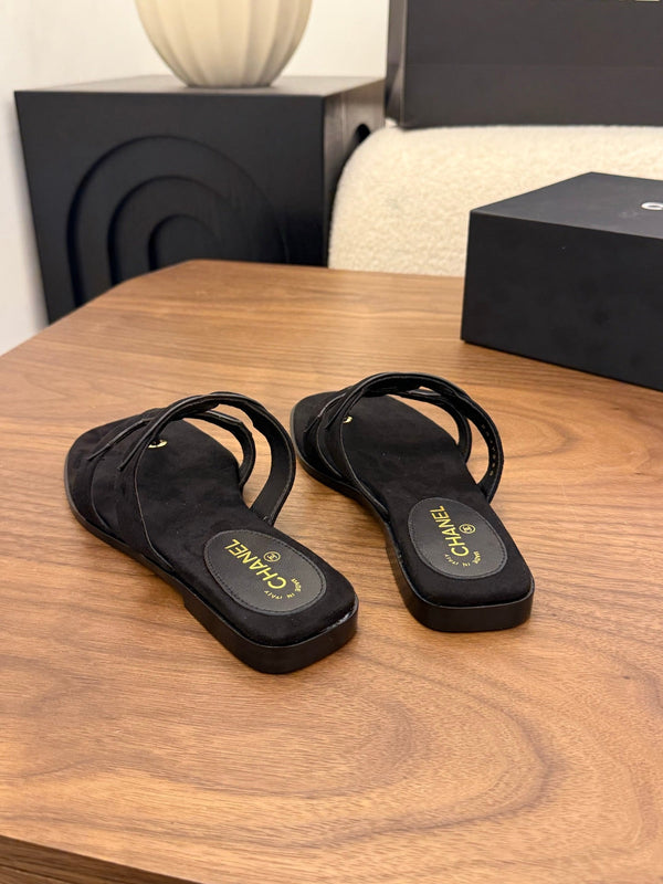 CC 26 Sandal Black in Velvet 748533